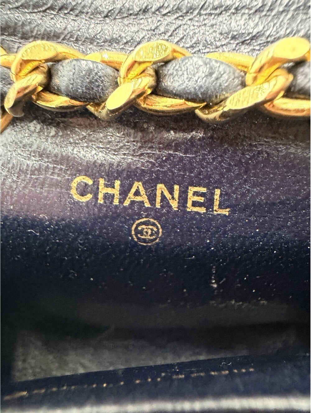 Chanel Vintage Gold Chain Belt Micro Bag & CC Charm One Size - Picture 10 of 12